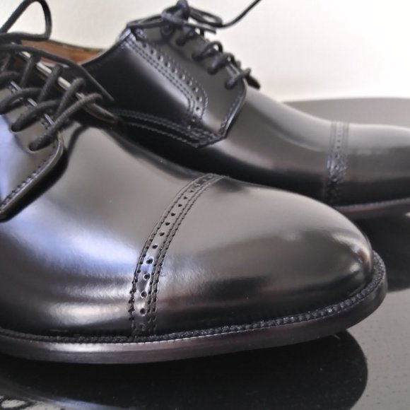 Johnston & Murphy Men\'s Bradford Cap Toe in Beautiful Black Brush-Off Leather main image 11